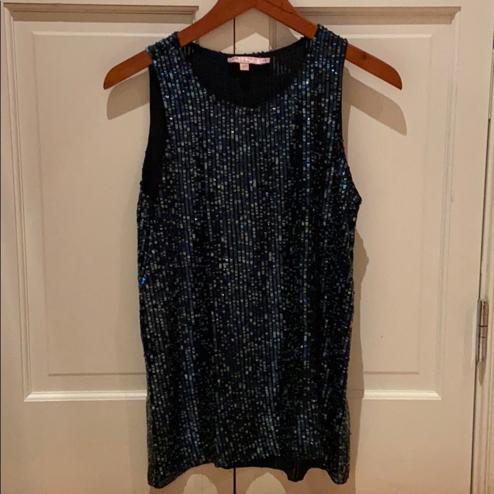 navy blue scoop neck calypso sequin tank top